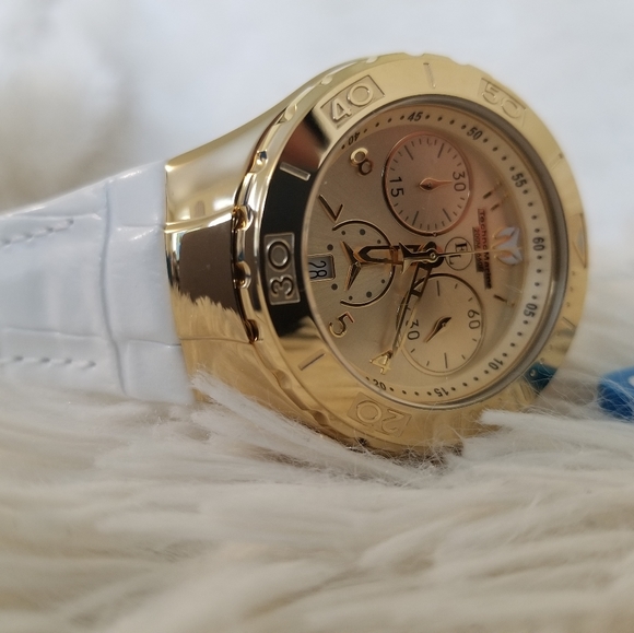 SOLD ❤ Technomarine Women's Watch - Picture 3 of 5